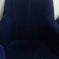 مبل کارکرده۷نفره|مبلمان خانگی و میز عسلی|رشت, باهنر|دیوار