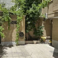 مسکونی ۳ طبقه تک واحدی چهارباغ بالا خ یحیی خان|فروش خانه و ویلا|اصفهان, باغ زرشک|دیوار