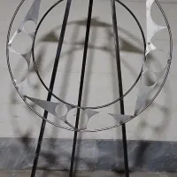 پایه تاج گل فلزی