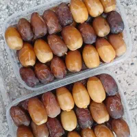 خرما بدون هسته، رطب عسلی، زاهدی
