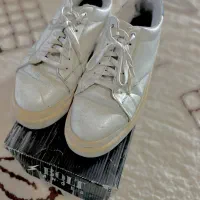 کتانی ونس سفید پشت مشکی