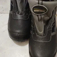 کفش ایمنی|کیف، کفش، کمربند|هشتگرد, هشتگرد قدیم|دیوار