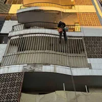 کار در ارتفاع باطناب پیچ رولپلاک آببندی شستشونما|خدمات پیشه و مهارت|زنجان, |دیوار