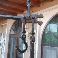 قپان قدیمی|کلکسیون اشیاء عتیقه|قائن, |دیوار