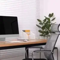 مسئول دفتر‌خانم برای دفتر وکالت