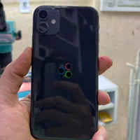 اپل iPhone 11 با حافظهٔ ۱۲۸ گیگابایت