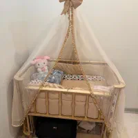 گهواره کنار مادر انجل لند
