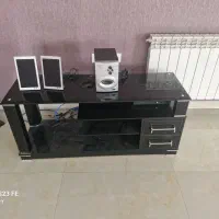 میز تلوزیون و تخت