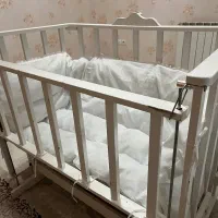 تخت کنار مادر و گهواره شو|تخت و صندلی بچه|تبریز, |دیوار