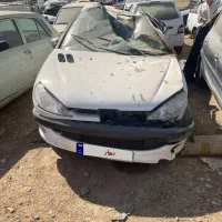 206 مدل ۱۳۹۶ تصادفی