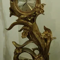 ساعت ایستاده