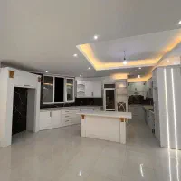 آپارتمان-122-متری-2نبش-نوساز-کلید-نخورده