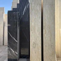 کارگر جهت کار در سنگفروشی