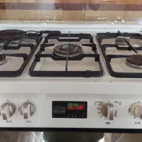 گاز دیجیتالی صفحه لعاب سفید ۵ شعله عالی