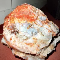 سنگ عقیق سلیمانی تراش نخورده .