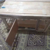 یکعدد قفس بزرگ وفادار در ابعاد یک در ۵۰