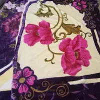 پتو کیلویی|رختخواب، بالش، پتو|خمینی‌شهر, |دیوار