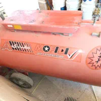 مخزن خالی پمپ باد