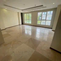 واحد  110 متر 2 خواب  / شیک با امکانات / شمال کاخ