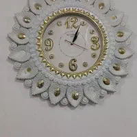 ساعت دیواری