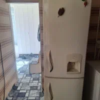 وسایل خانگی|یخچال و فریزر|بروجن, |دیوار
