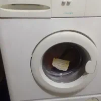 لباسشویی هفت کیلو کم کار کرده خشک میکنه