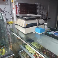 اجاره ورهن فروشگاه و کارگاه شیرینی پزی|اجارهٔ مغازه و غرفه|گیلان غرب, |دیوار