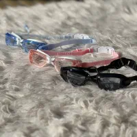 عینک شنای پاستیلی