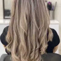 تخفیفات یلدایی ما شروع شد|خدمات آرایشگری و زیبایی|هشتگرد, هشتگرد قدیم|دیوار