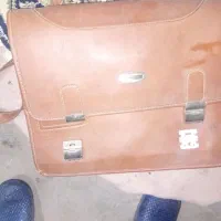 کیف مهندسی سالم فقط یه قفلش خرابه