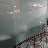 نصب وتعمیر شیشه سکوریت وکرکره برقی|خدمات پیشه و مهارت|شاهین‌شهر, شهرک صنعتی|دیوار