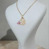 پلاک های  مقدس و مزین به اسم مادر