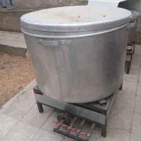 دیگ و اجاق گاز در حد نو
