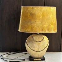 آباژور یا چراغ خواب کاملا سالم