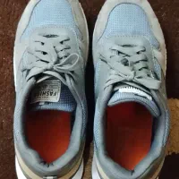 کتونی سایز ۴۲ و۴۳ میخوره صحیح و سالم|کیف، کفش، کمربند|گرگان, |دیوار