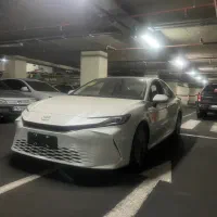 کمری ۲۰۲۵ سفید موتور ۲۰۰۰ هیبرید|خودرو سواری و وانت|تهران, شهرک محلاتی|دیوار