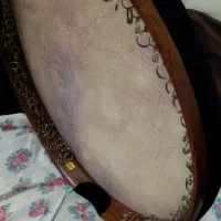 دف وکیف وصدا گیر سبک وصدای بی نظیر آکبند هست