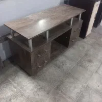 میز تلویزیون و میز کامپیوتر