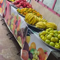 به ۲ نفر برای کار در میوه فروشی نیازمندیم