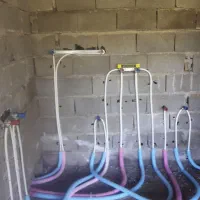 تاسیسات لوله کشی اب