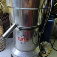 آبمیوه گیری صنعتی