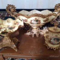 سرویس تزئینی و پذیرایی خارجی باهم ۸۰۰ تومن