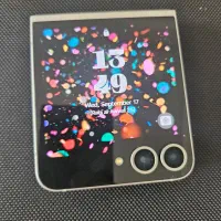 Galaxy Z flip 6 5g استفاره نشده