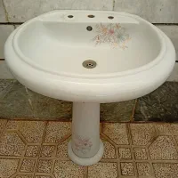 روشویی کاملا سالم در حد نو خیلی کم استفاده شده