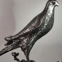 مجسمه شمعدان فلزی شاهین