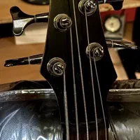 bass Ibanez sr305 تمیز و سالم|گیتار، بیس، امپلیفایر|اراک, |دیوار