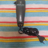 یک عدد  ماشین اصلاح اصل معاوضه با هر چی دارم|آرایشی، بهداشتی، درمانی|پارسآباد, |دیوار