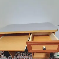 میز تحریر و میز کامپیوتر