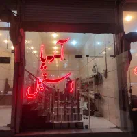 مغازه ۲۴ متری خیابان اصلی صدوقی