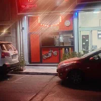 مغازه فست فود ۱۸ متر (ستارخان. اول پاتریس)